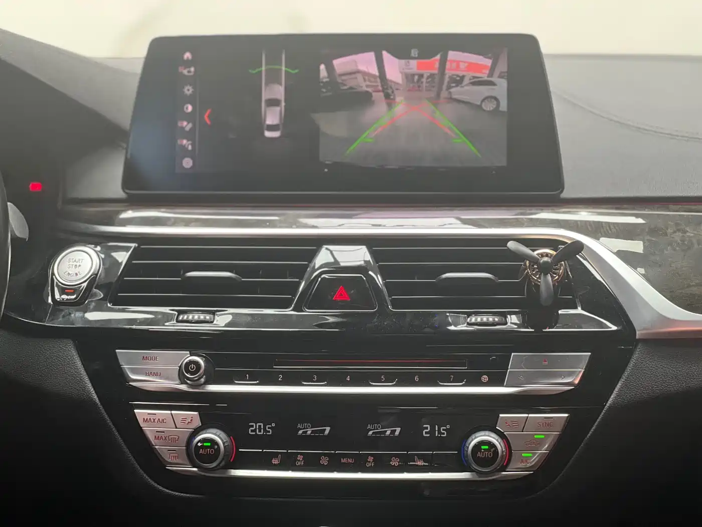 BMW 5 Series 2019 530Li Leading M Sport Package фото 12