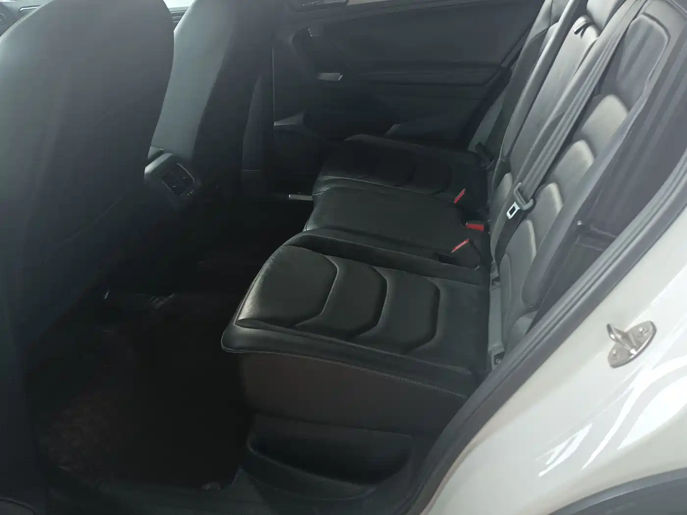 Volkswagen Tiguan L 2018 330TSI Automatic 2WD Luxury Edition фото 7