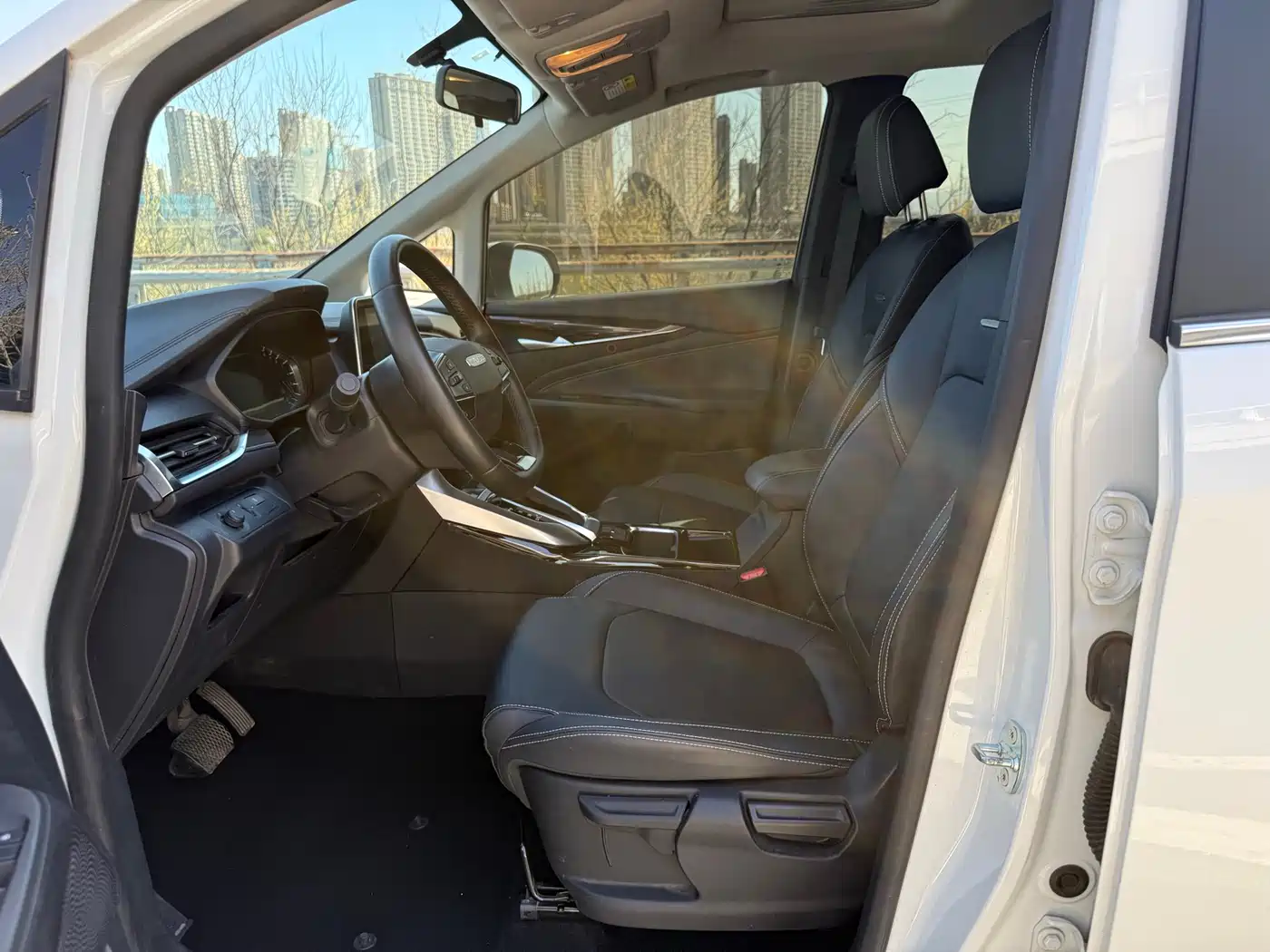 SAIC MAXUS CHASE G50