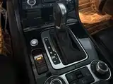 Фото 12 - Volkswagen Touareg