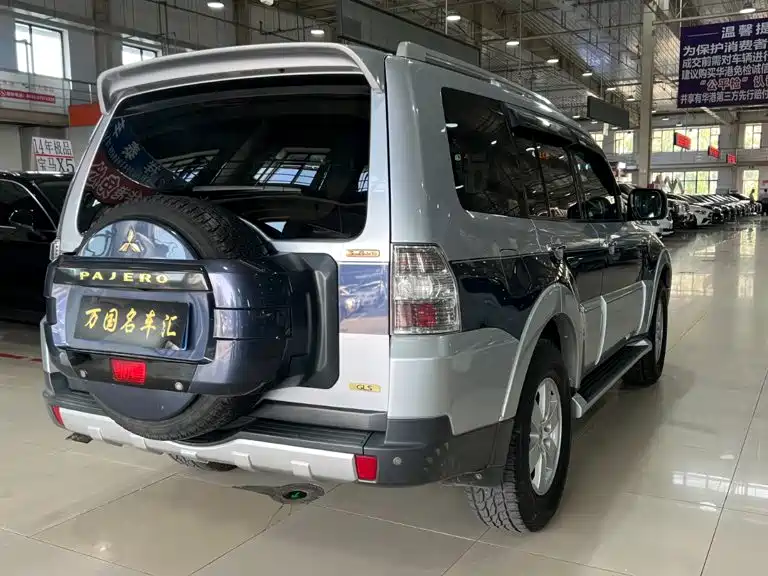 Mitsubishi Pajero (Import) 2008 2007 3.8 5-door GLS Flagship Sunroof