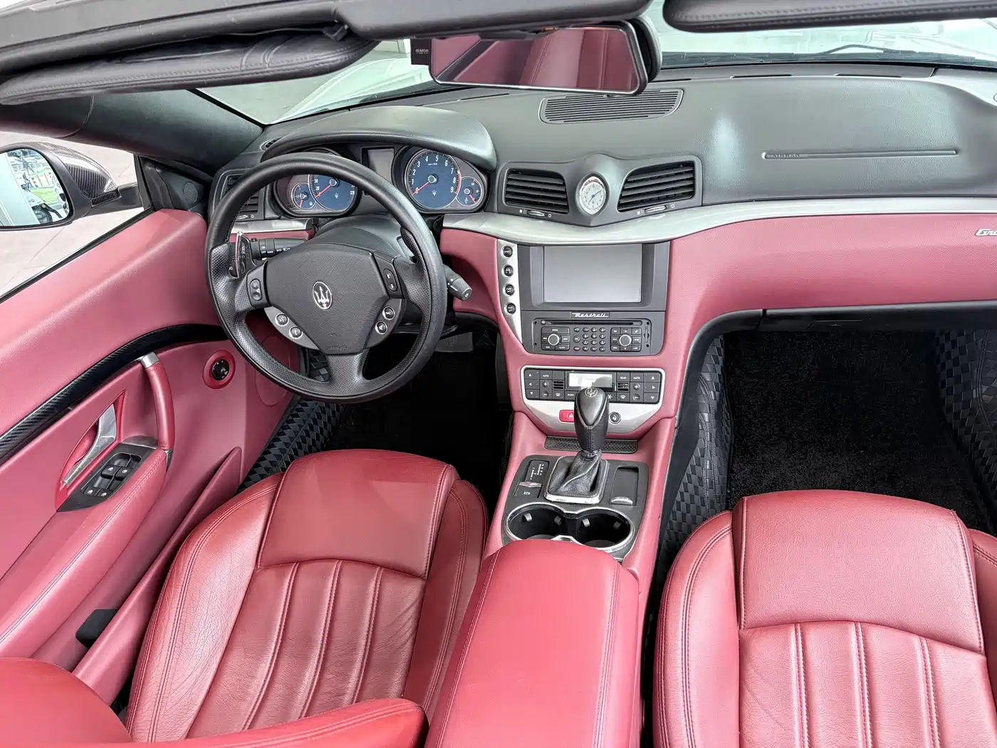 Maserati GranCabrio 2011 2010 4.7L Automatic