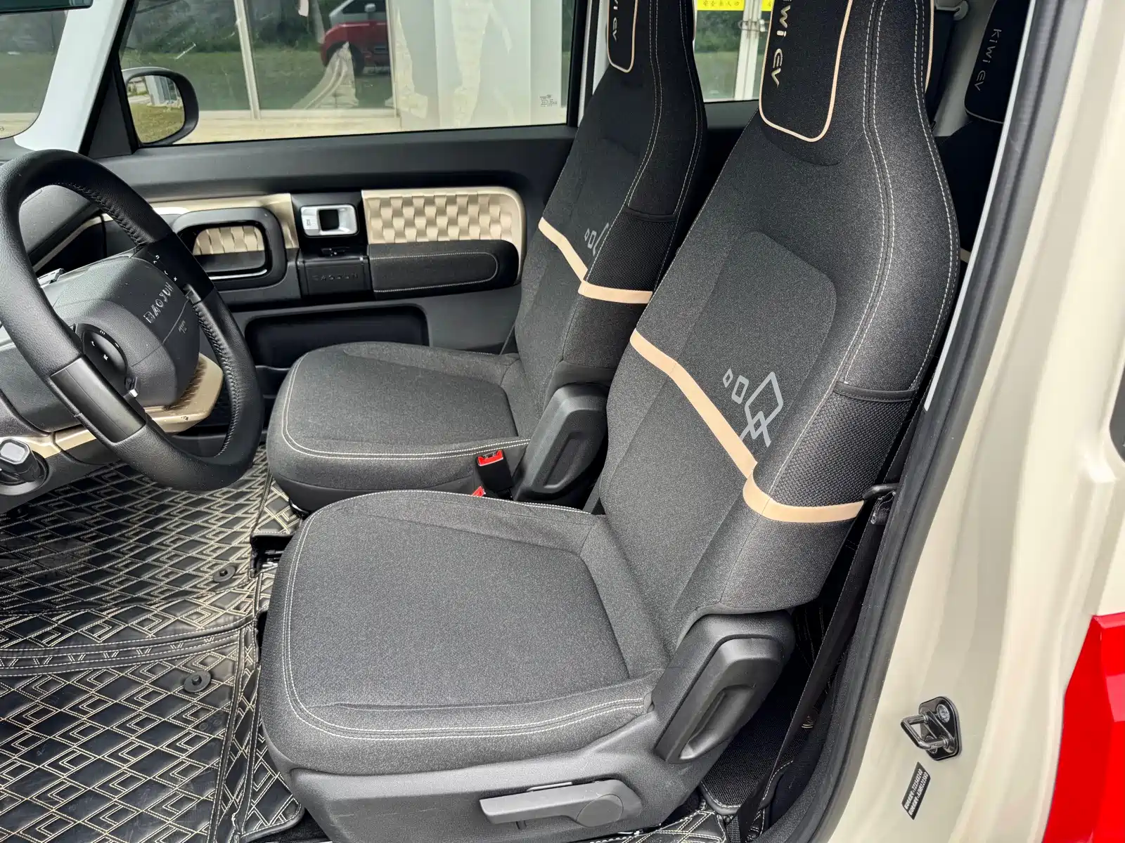 Фото 18 - Baojun KiWi EV