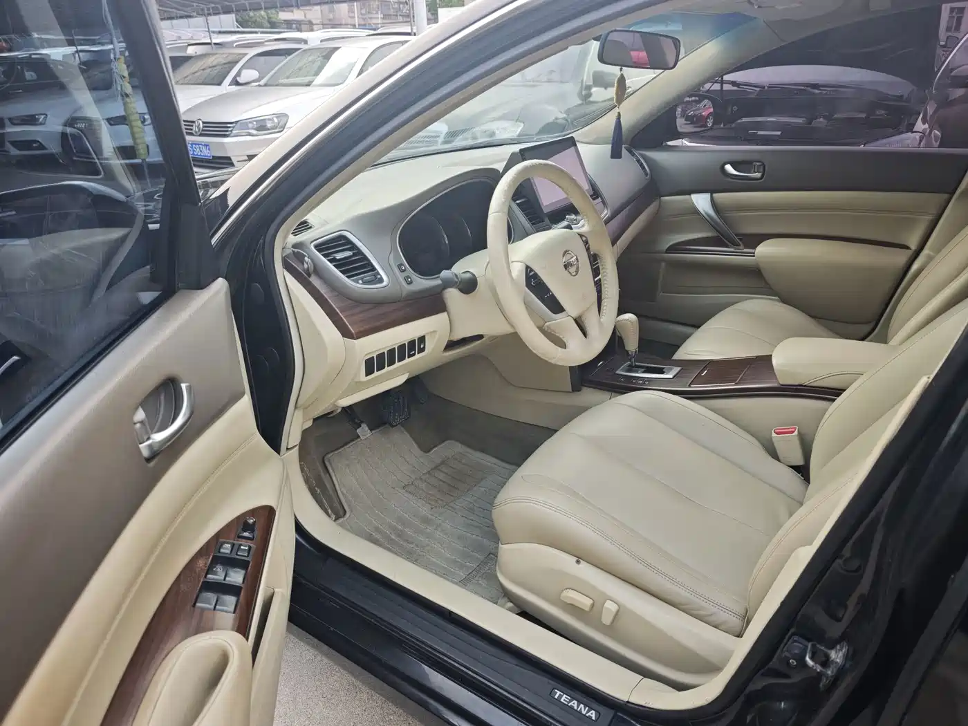 Nissan Teana 2010 2010 2.5L XL Anniversary Edition
