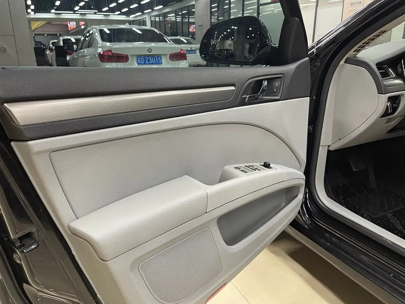 Škoda Superb 2013 2012 1.8TSI Automatic Elegance Edition