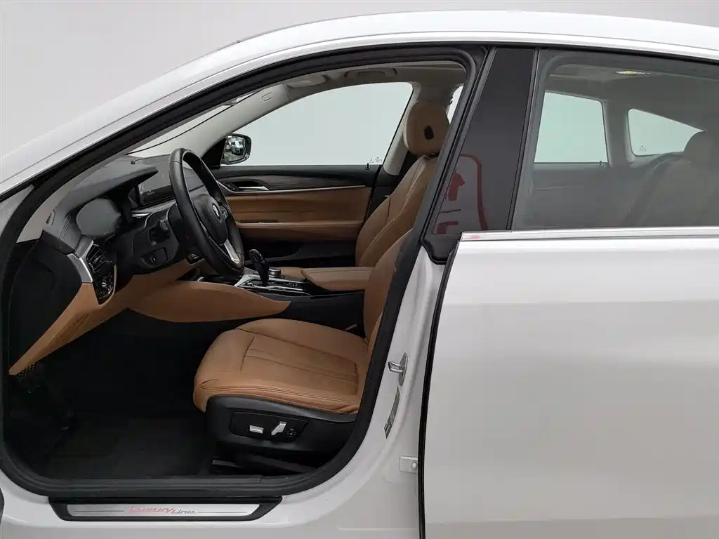 BMW 6 Series GT 2021 Facelift 630i Luxury Design Package фото 10