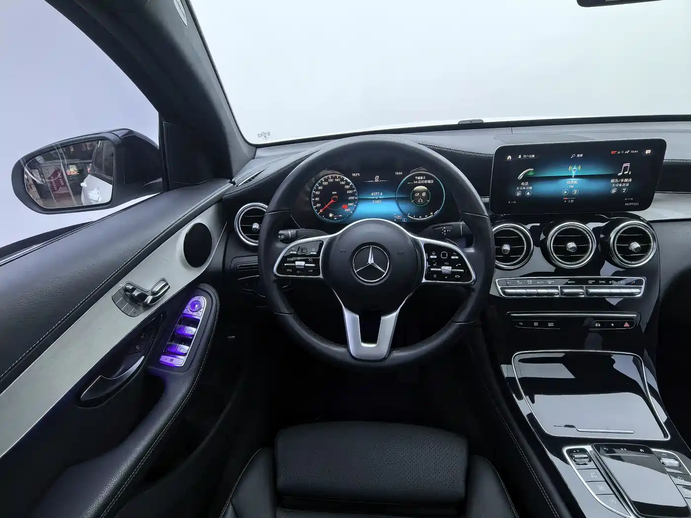 Mercedes-Benz GLC Coupe 2020 GLC 260 4MATIC Coupe SUV фото 7