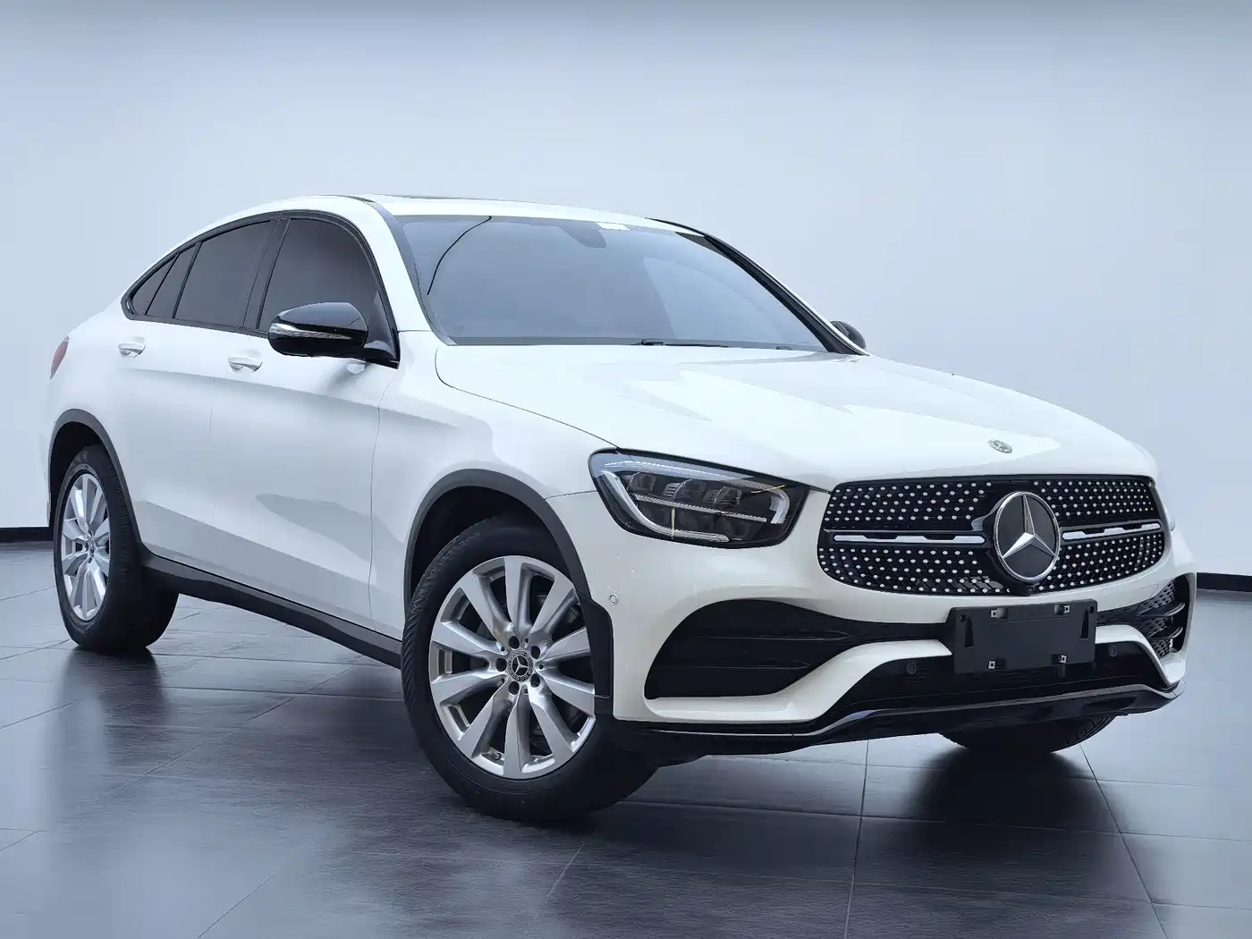 Mercedes-Benz GLC Coupe 2020 GLC 260 4MATIC Coupe SUV фото 3