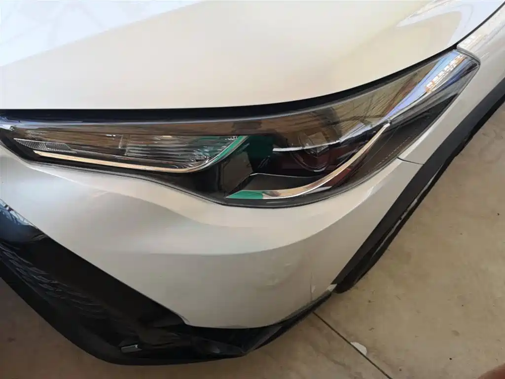 Toyota Frontlander 2023 2.0L CVT Leading Edition фото 24