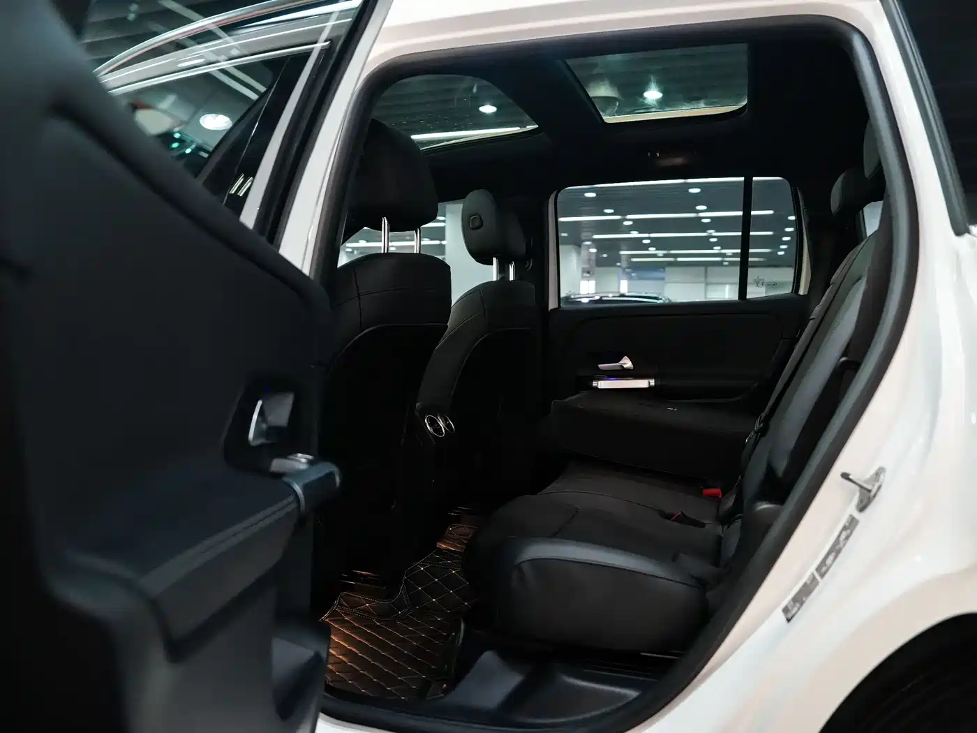 Mercedes-Benz GLB 2021 GLB 200 Style фото 20