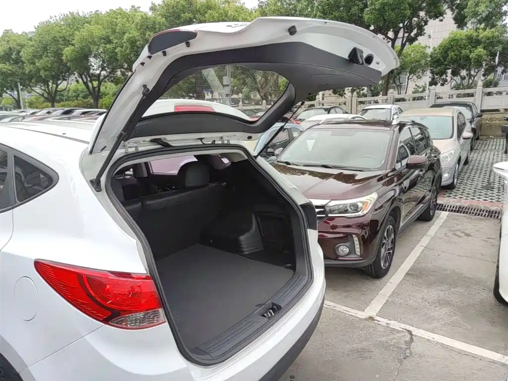 Hyundai Beijing Hyundai ix35 2015 2.0L Automatic 2WD Comfort China V фото 19