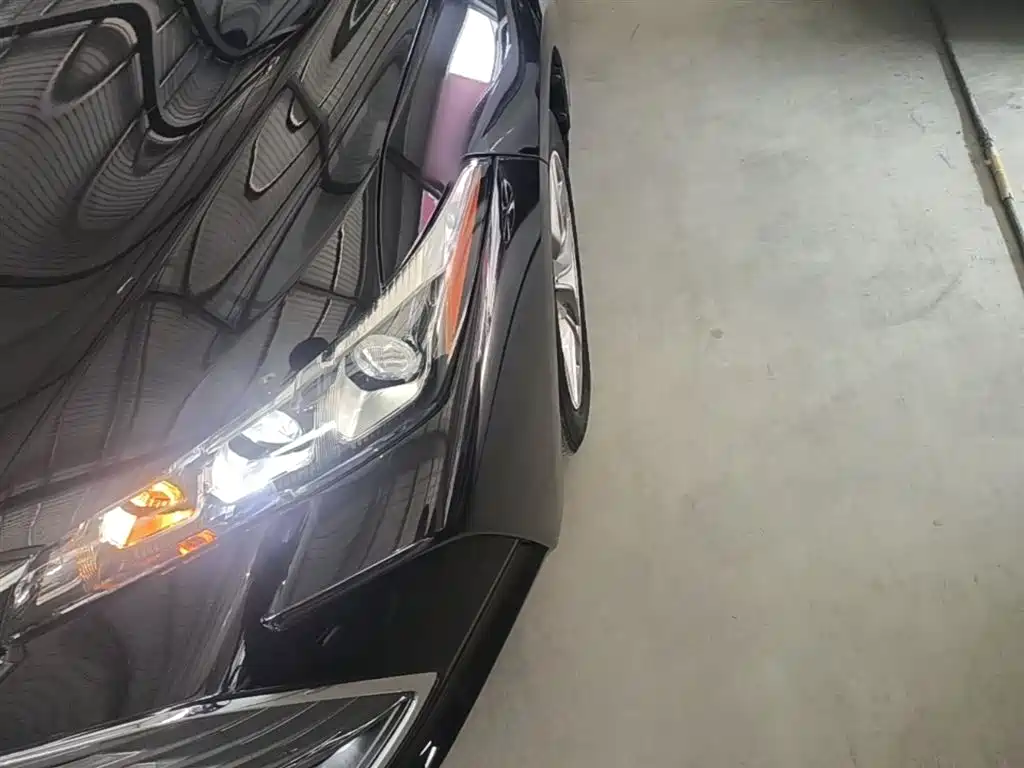 Toyota Avalon 2021 2.5L Luxury Edition фото 24