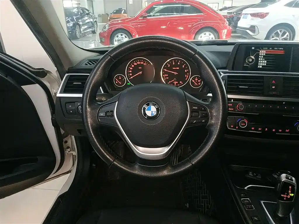 BMW 3 Series 2017 320Li Fashion фото 11
