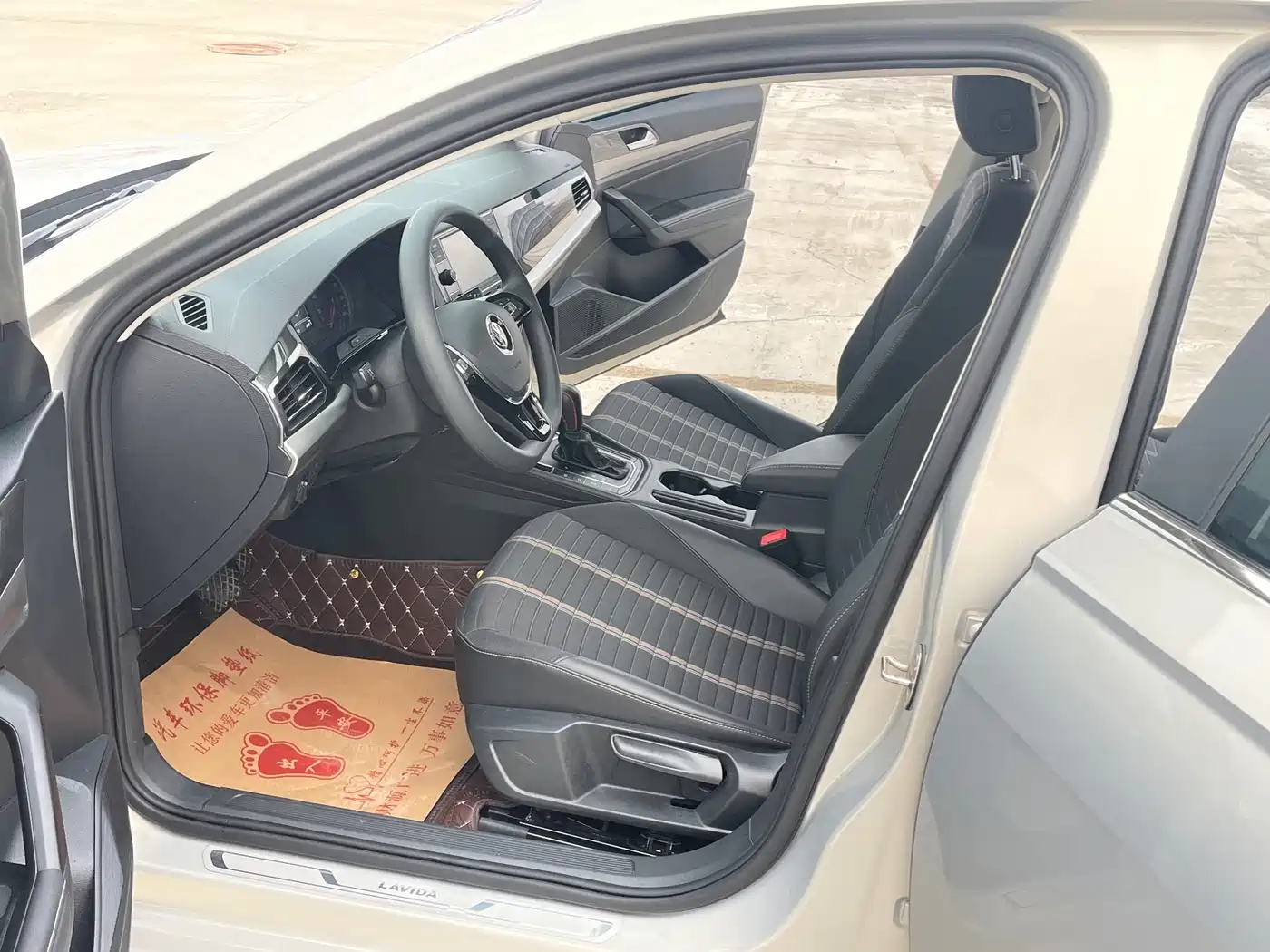 Volkswagen Lavida 2019 280TSI DSG Comfort Edition China VI фото 4