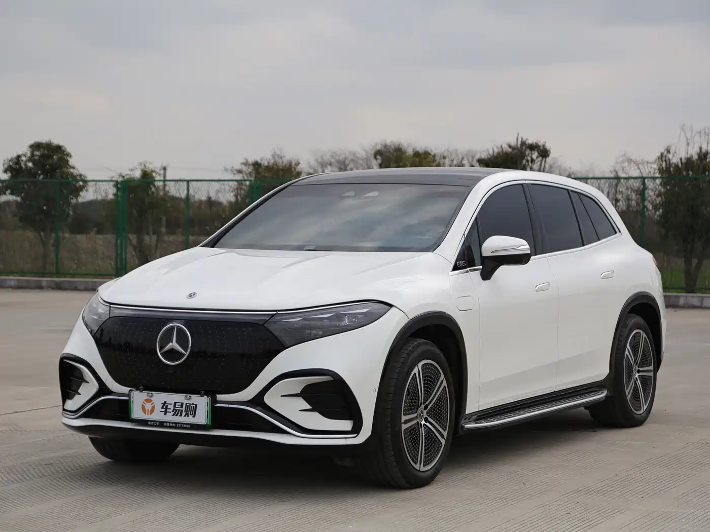 Mercedes-Benz EQS SUV 2023 450+