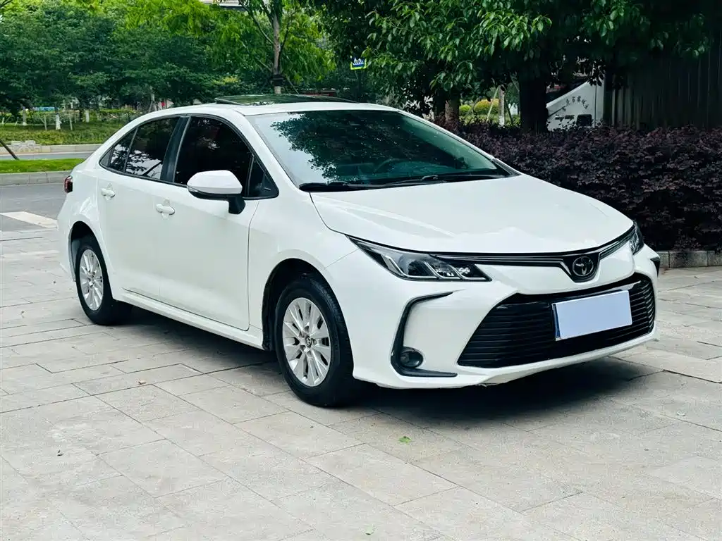 Toyota Corolla 2019 1.2T S-CVT GL-i Elite Edition фото 3