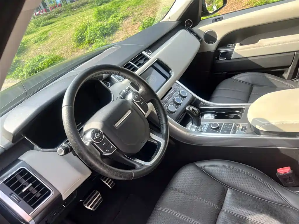 Land Rover Range Rover Sport 2015 3.0 SC V6 HSE DYNAMIC фото 4