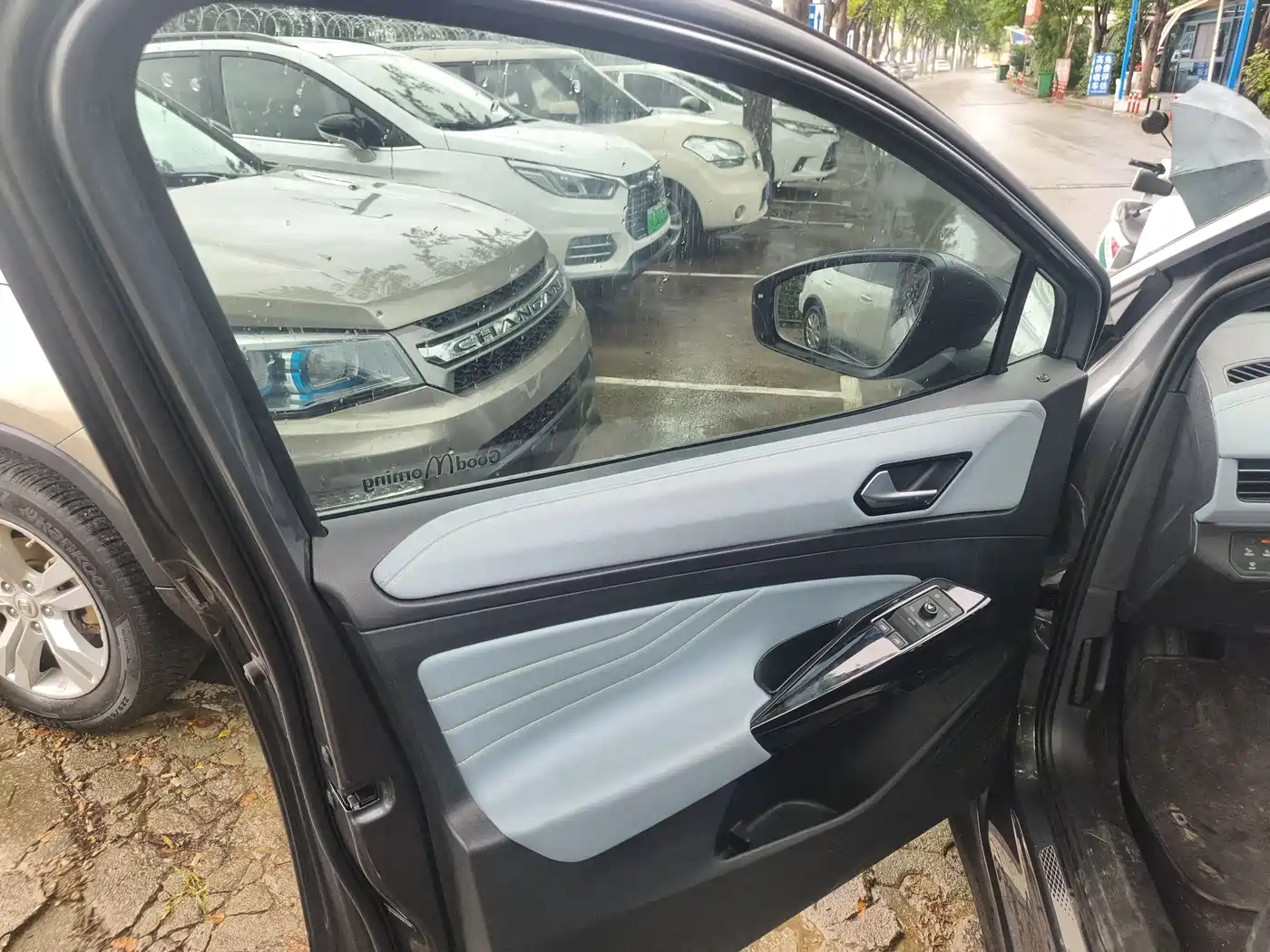 Volkswagen ID.4 X 2024 Pure Intelligent Edition фото 4