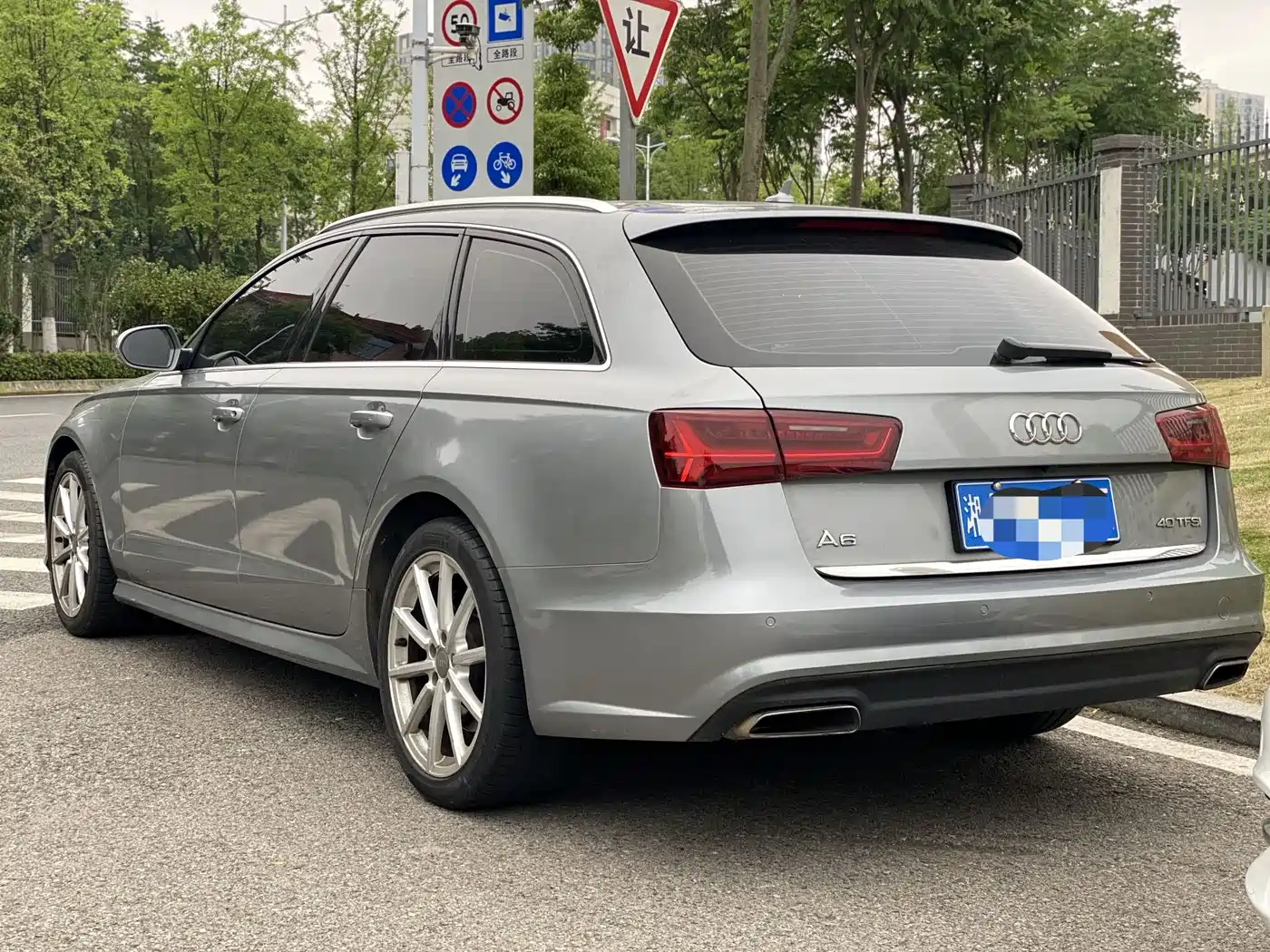 Audi A6 (Import) 2017 Avant 40 TFSI Sport фото 5