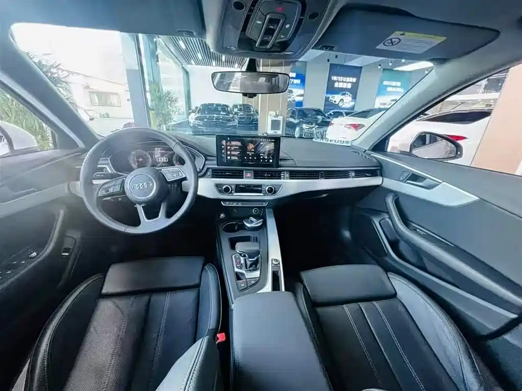 Audi A4L 2020 40 TFSI Fashion Dynamic Edition фото 5