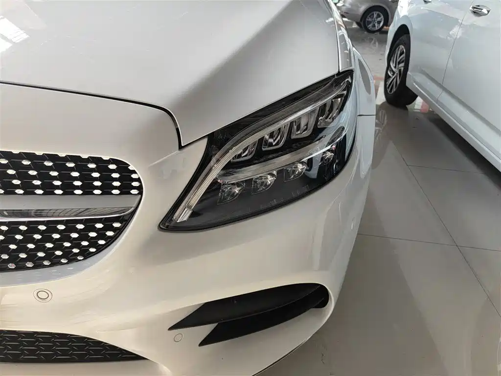 Mercedes-Benz C-Class 2021 C 200 L Fashion Sport Edition фото 24