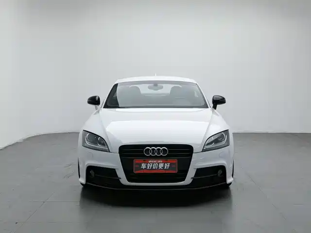 Audi TT 2014 TT Coupe 45 TFSI Sport Edition — фото 3
