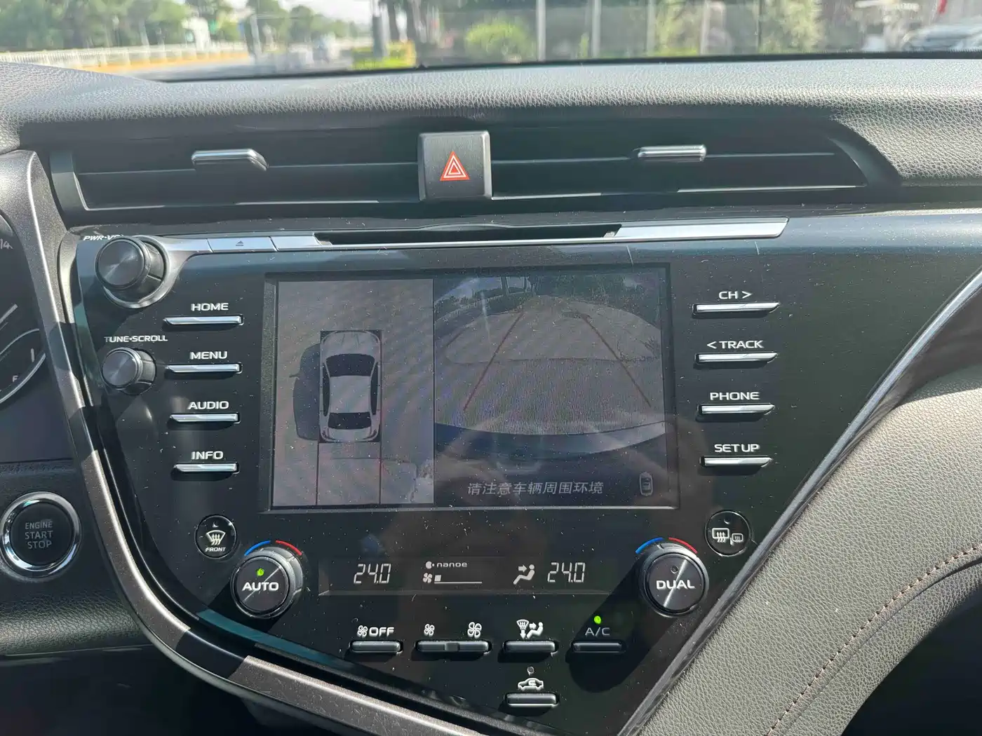 Toyota Camry 2018 2.5G Luxury Edition фото 11