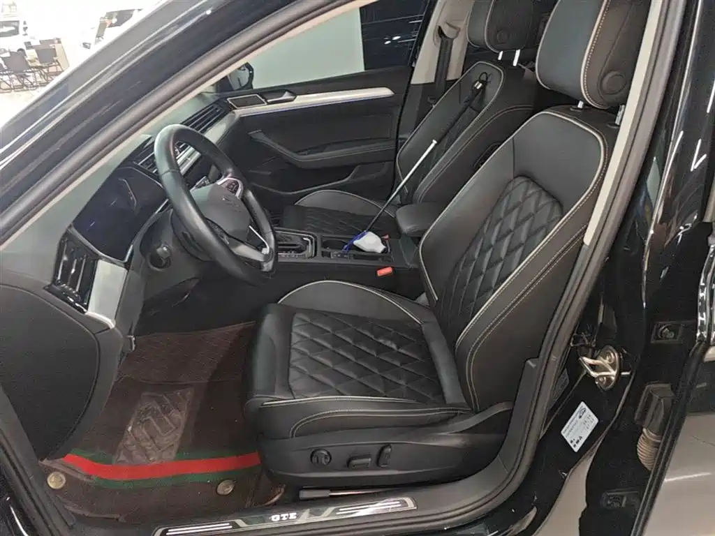 Volkswagen Magotan GTE Plug-in Hybrid 2022 GTE Luxury фото 15