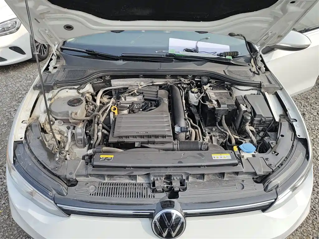 Volkswagen Golf 2021 200TSI DSG Pro фото 19