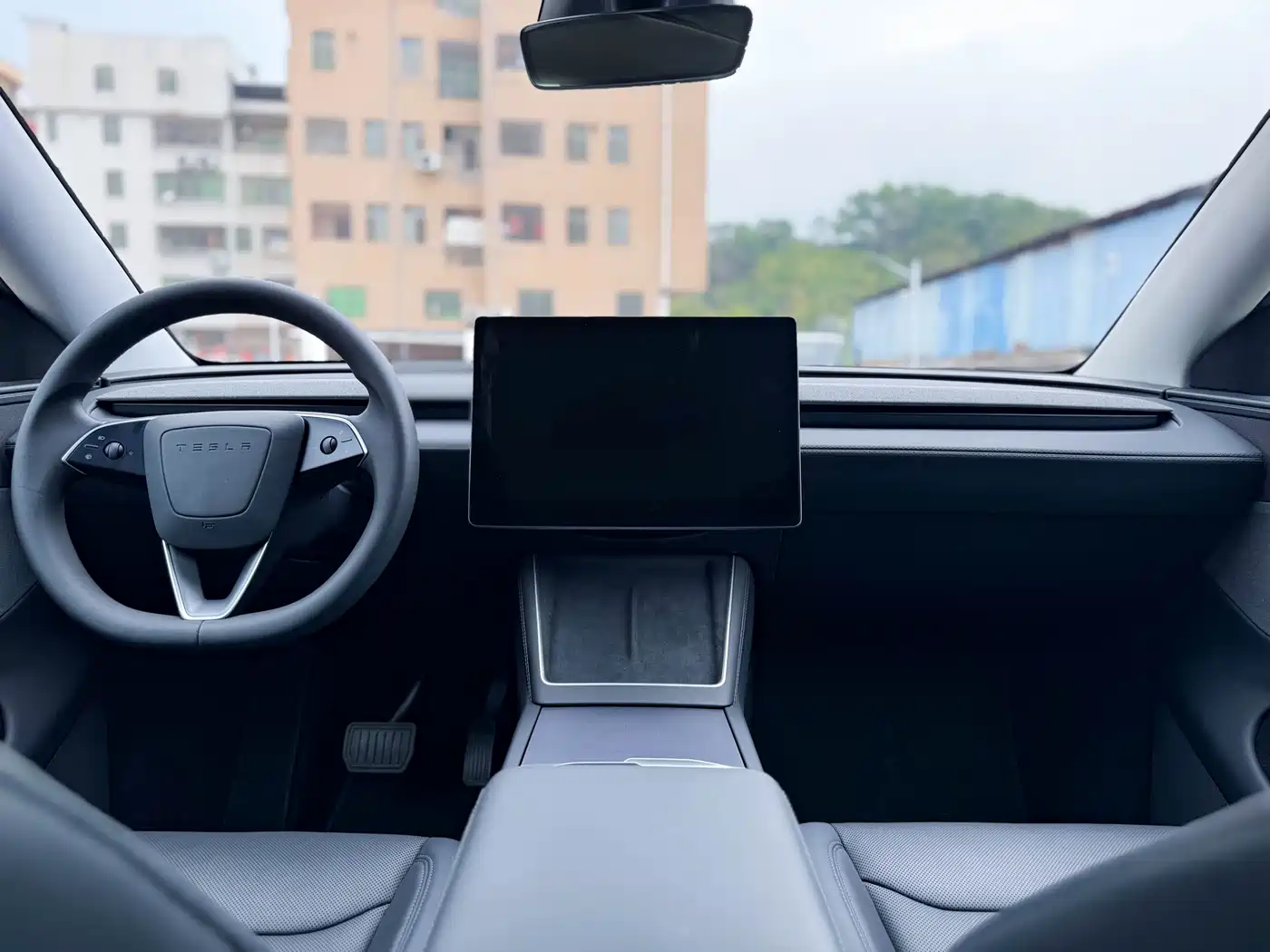 Tesla Model Y 2025 Rear-Wheel Drive фото 14