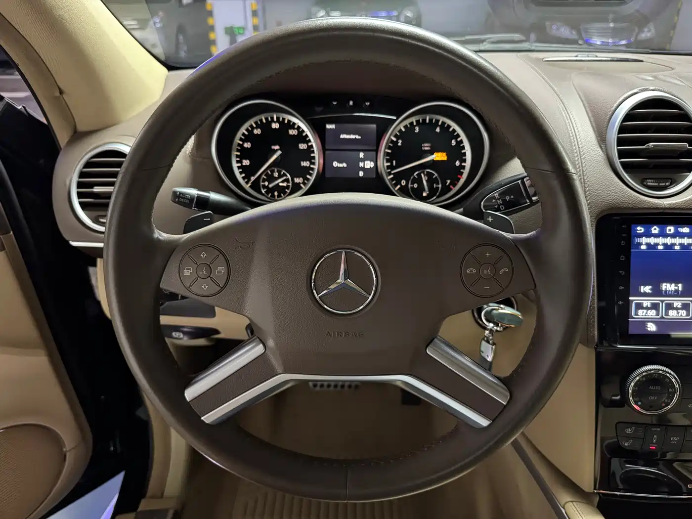 Mercedes-Benz GL-Class фото 21