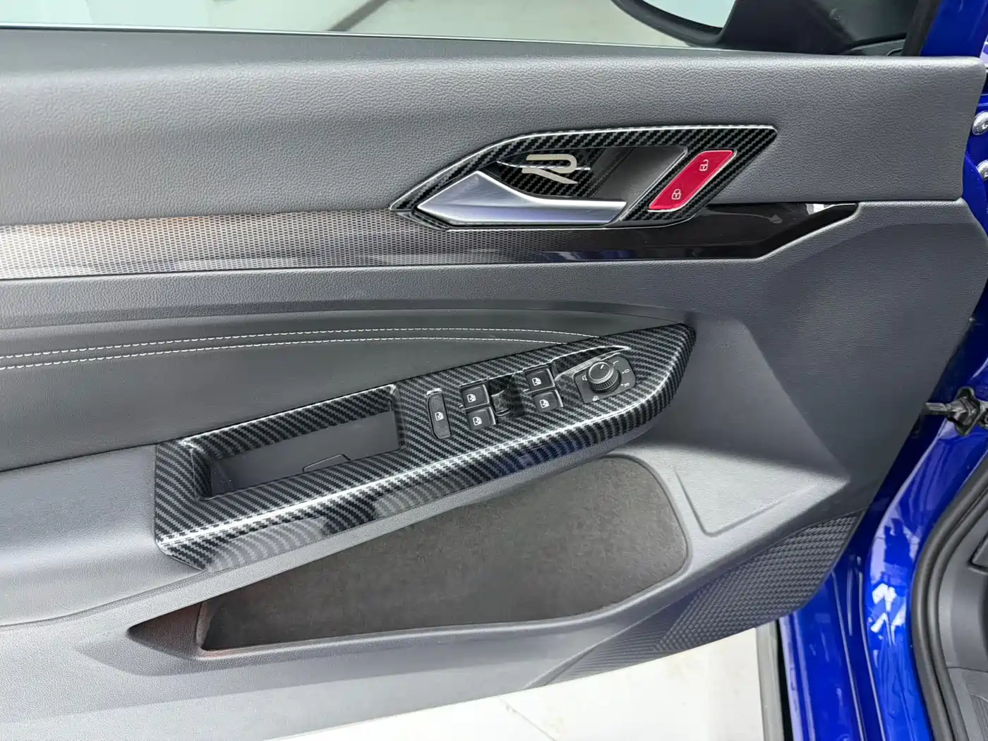 Volkswagen Golf 2021 280TSI DSG R-Line фото 11