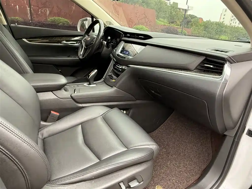 Cadillac XT5 2018 25T Luxury фото 12