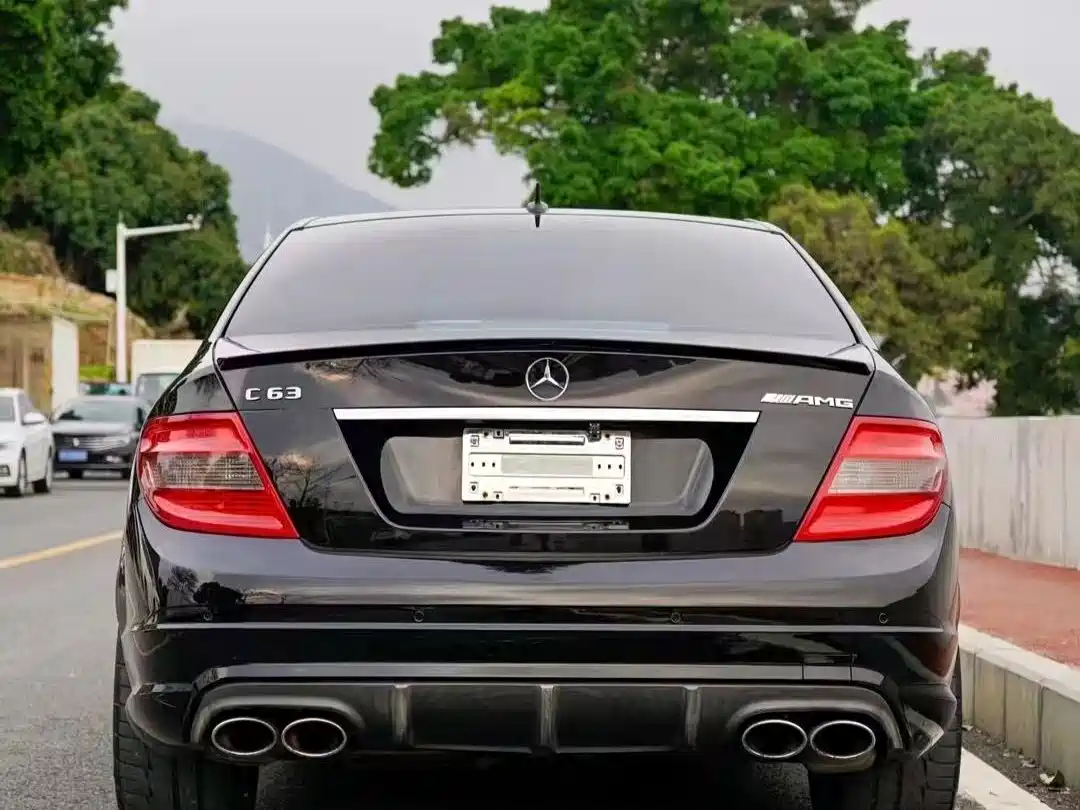 Mercedes-Benz C-Class AMG 2010 AMG C 63 Sport Enhanced Edition фото 42