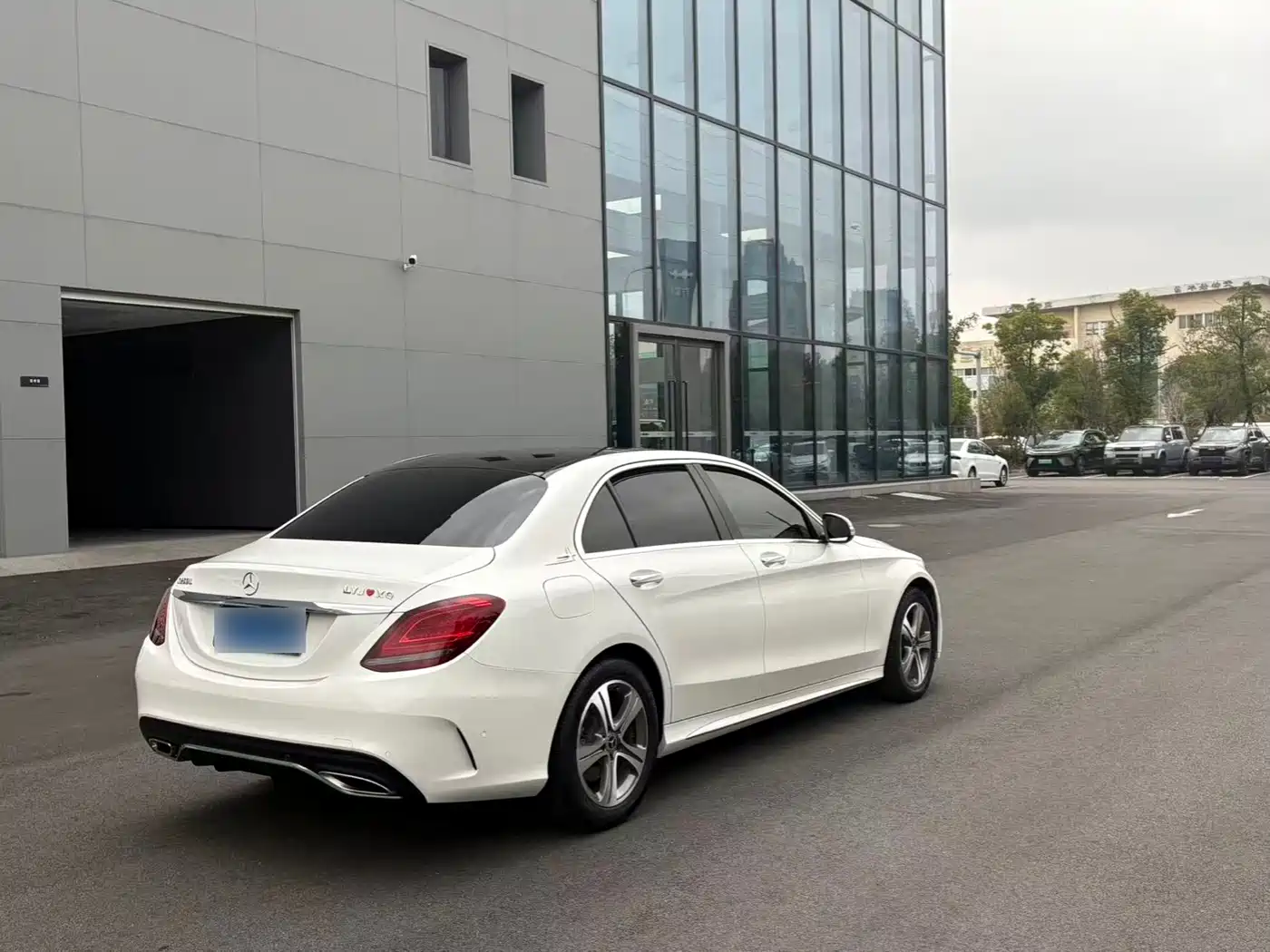 Mercedes-Benz C-Class 2020 C 260 L Sport фото 16