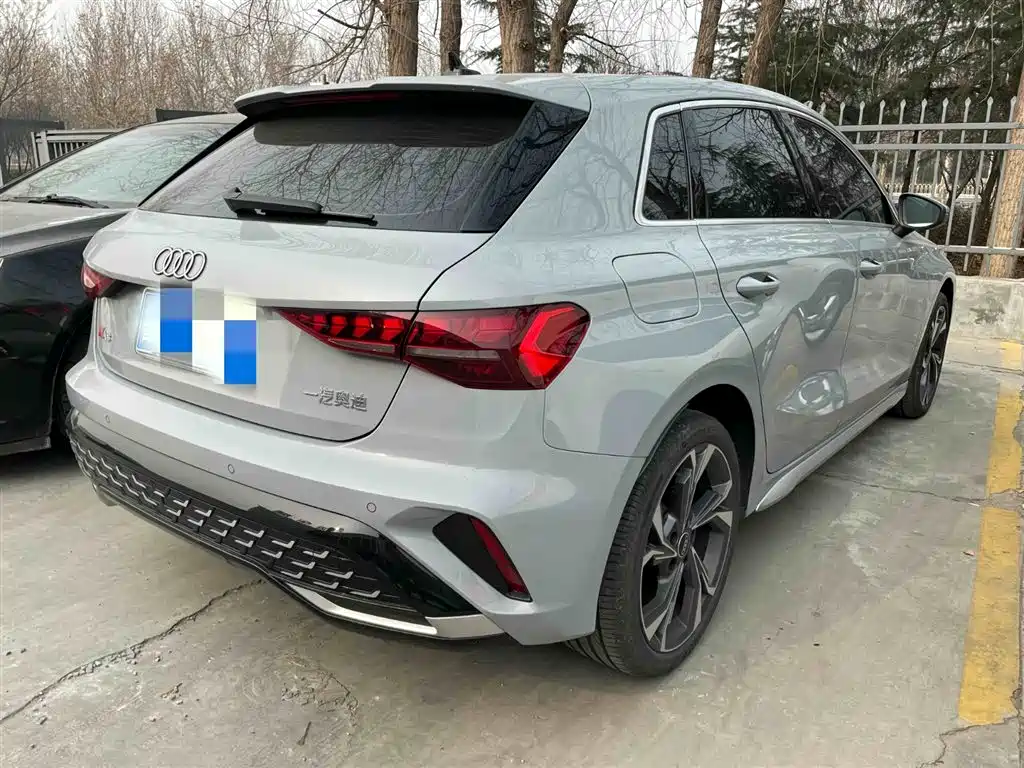 Audi A3 2025 Sportback 35TFSI Flying Premium фото 13