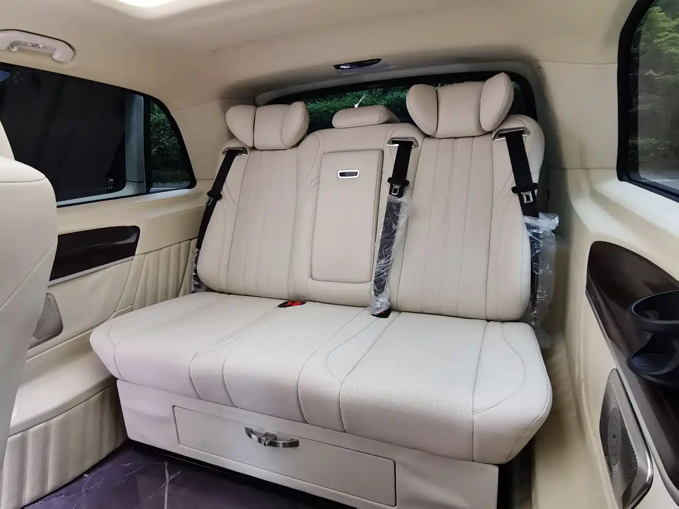 Mercedes-Benz V-Class 2022 V 260 Prestige Edition фото 22
