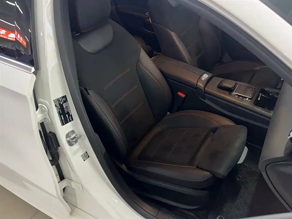 Mercedes-Benz A-Class 2024 A 200 L Fashion Edition фото 16