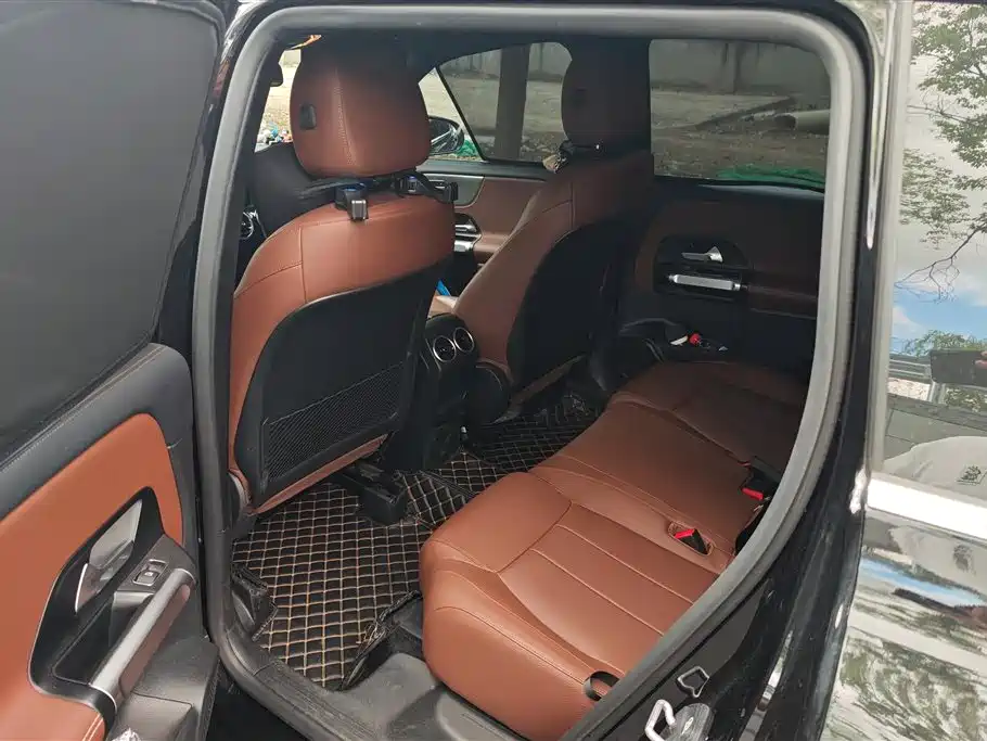 Mercedes-Benz GLB 2024 Facelift GLB 200 Dynamic фото 11