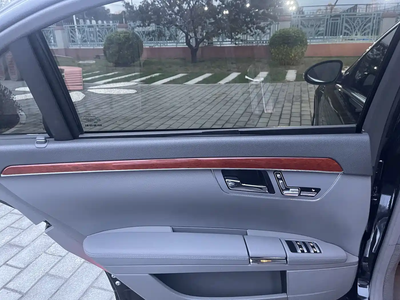Mercedes-Benz S-Class 2006 Model S 300 фото 15