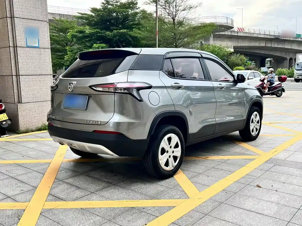 Baojun 510 2021 2021 1.5L Manual Dynamic Edition