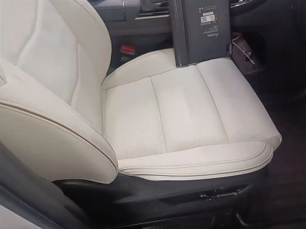 GAC Trumpchi Trumpchi M8 2023 Model Master Series 400T Flagship Edition фото 25