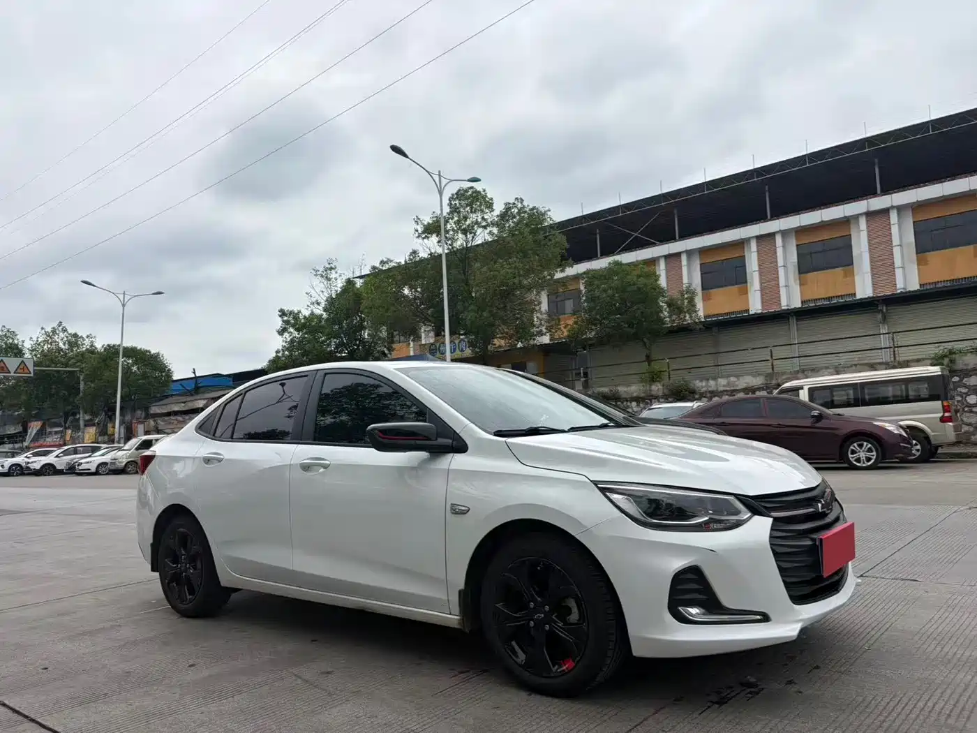 Chevrolet Cavalier 2020 Redline 325T Auto Shining Edition China VI фото 3