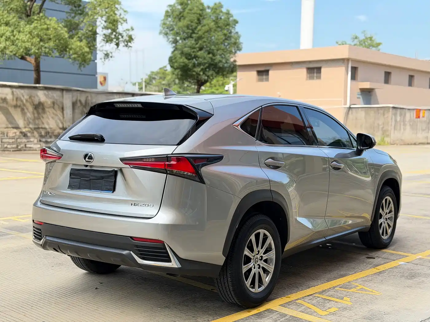 LEXUS NX