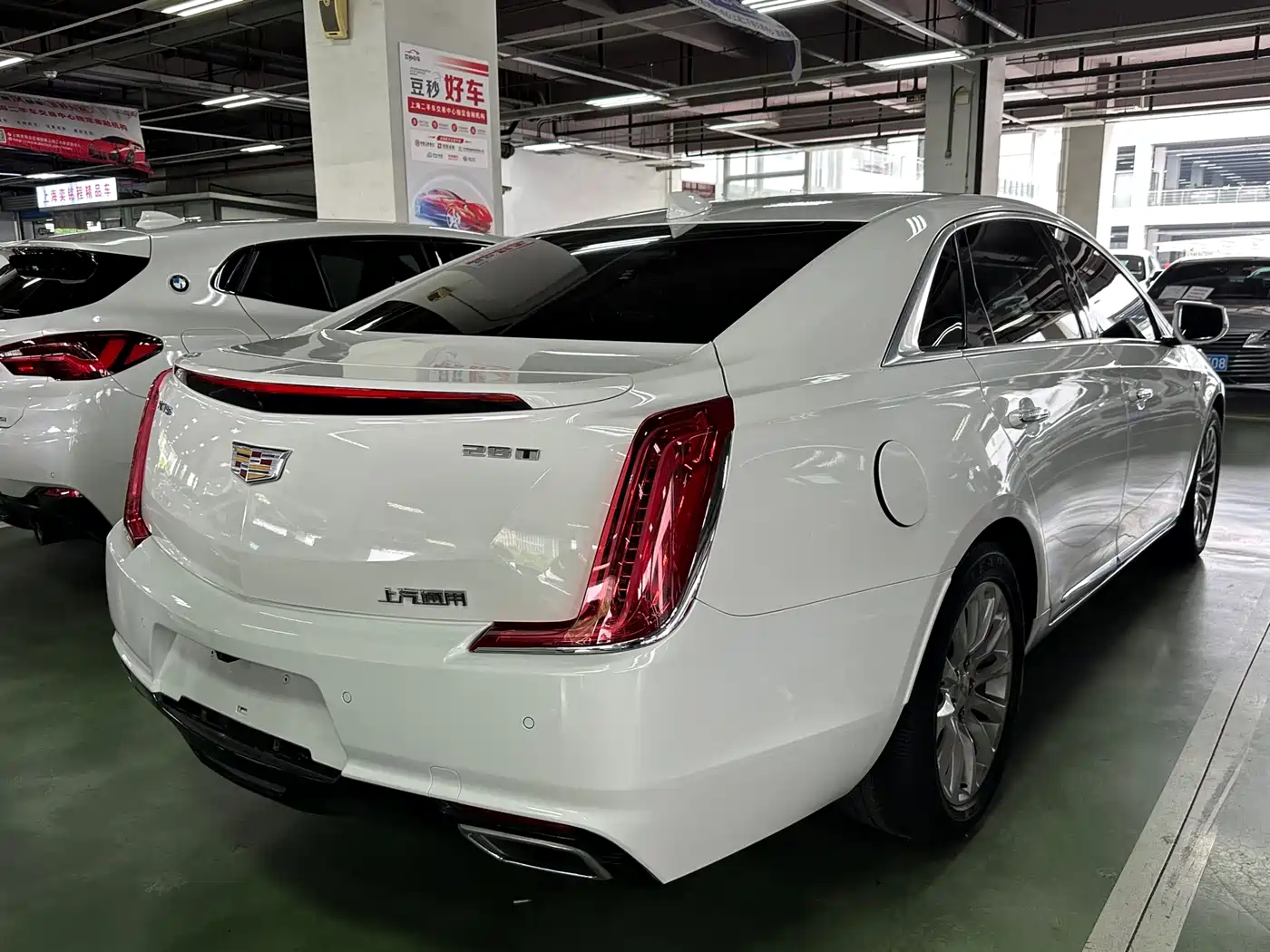 Cadillac XTS 2018 28T Elite фото 12