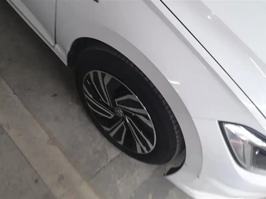 Volkswagen Sagitar 2021 280TSI DSG Surpassing Edition фото 6
