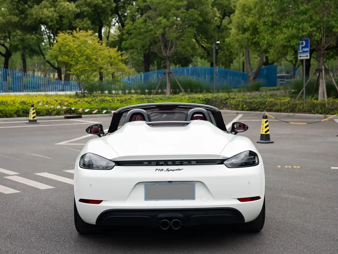 Porsche 718 2022 Spyder 2.0T фото 6