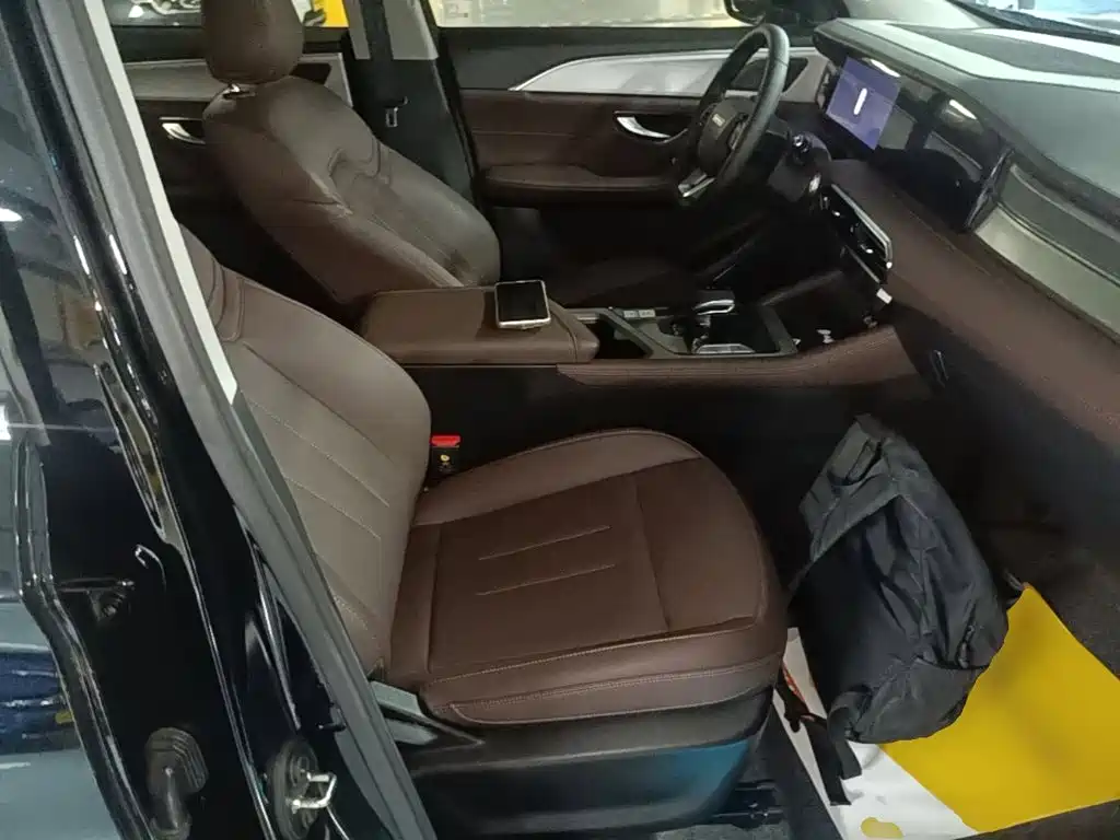 Jetour X95 2025 2023 1.6T DCT Era Edition 7-seater