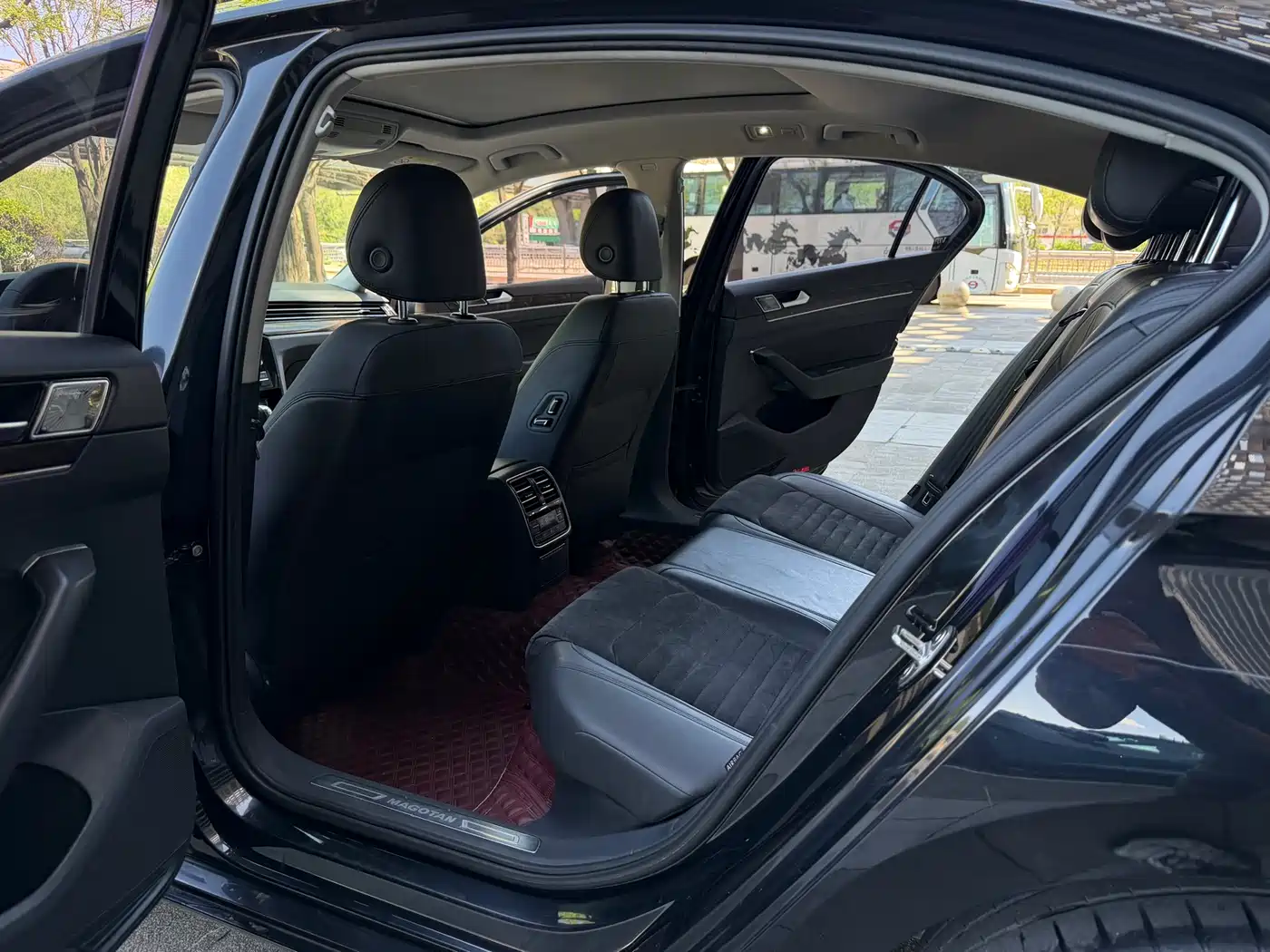 Volkswagen Magotan 2017 330TSI DSG Luxury фото 13