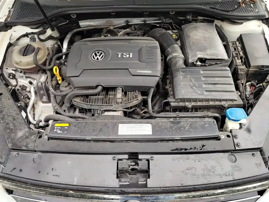 Volkswagen Magotan 2017 330TSI DSG Leading фото 10